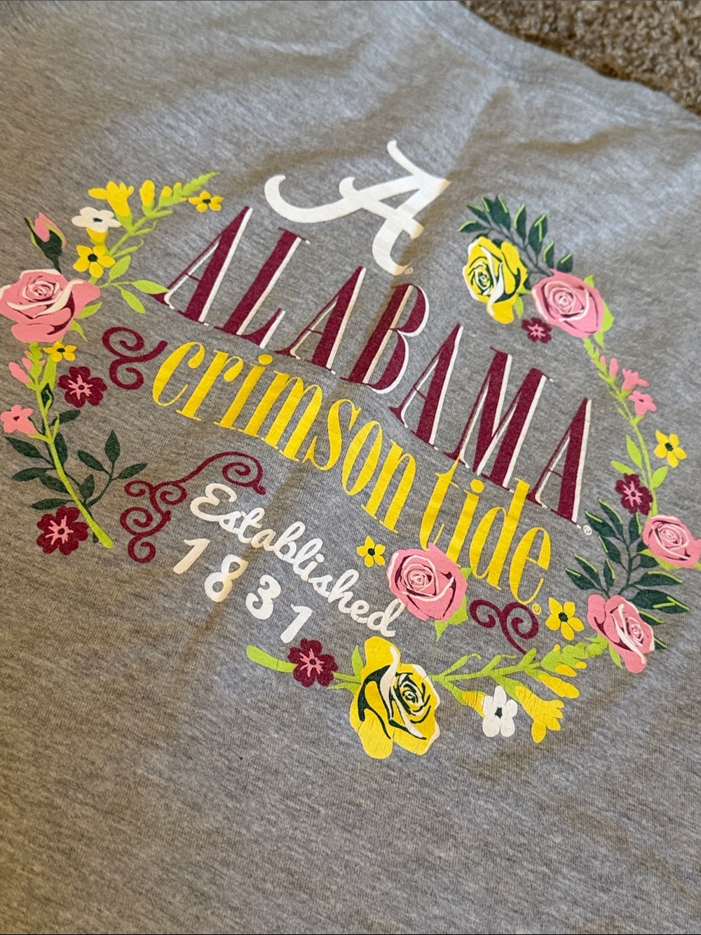 Alabama Crimson Tide floral design Champion gray tee (L) - EUC!